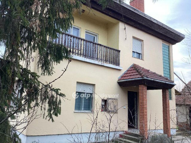Eladó családi ház, Gyomaendrődön 32 M Ft, 3 szobás