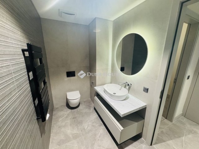 Eladó téglalakás, Budapesten, IX. kerületben 86.9 M Ft, 1 szobás