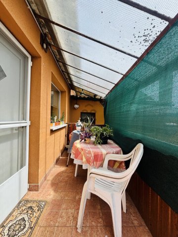 Eladó családi ház, Cegléden 49.9 M Ft, 2 szobás