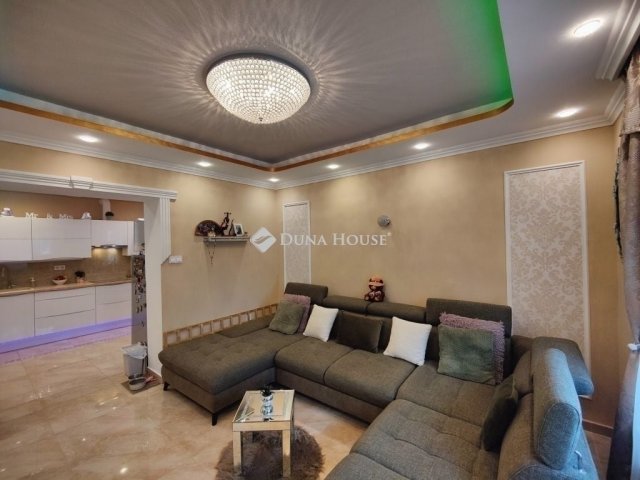 Eladó családi ház, Budapesten, XVIII. kerületben 89.9 M Ft