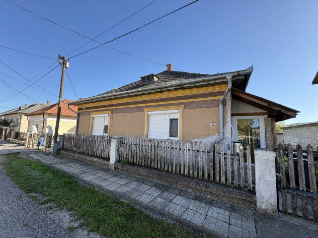Eladó családi ház, Sajóvelezden 15.5 M Ft, 3 szobás