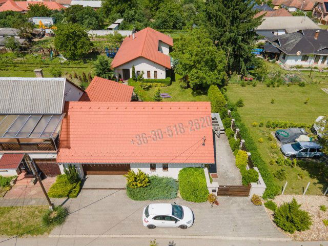 Eladó családi ház, Nógrádon 149.9 M Ft, 4 szobás