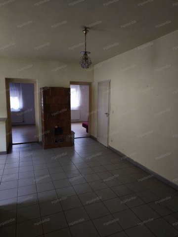 Eladó téglalakás, Tákoson 21 M Ft, 2 szobás