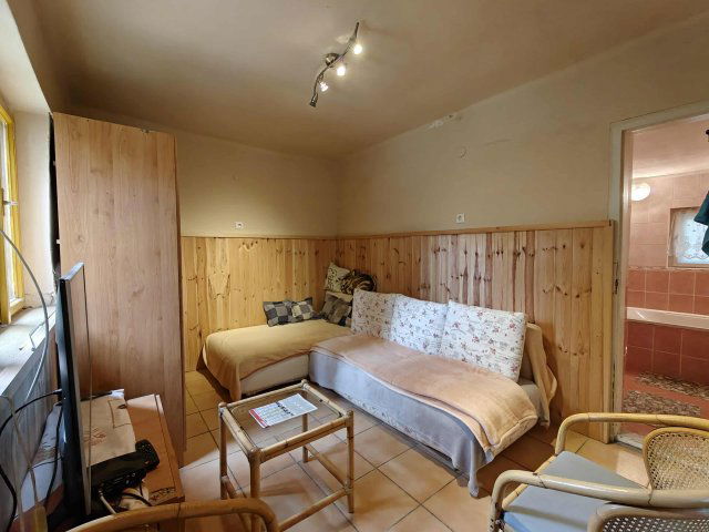 Eladó családi ház, Pilismaróton 28.9 M Ft, 2 szobás