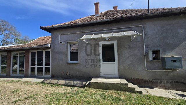 Eladó családi ház, Tiszaörsön 19.99 M Ft, 3 szobás