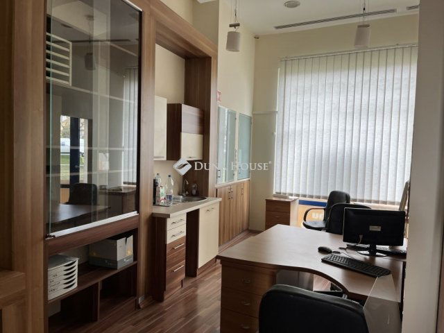 Eladó üzlethelyiség, Budapesten, XVII. kerületben 50.5 M Ft