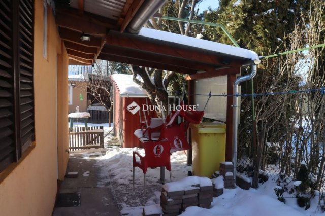 Eladó nyaraló, Balatonkeresztúron 59.9 M Ft, 4 szobás