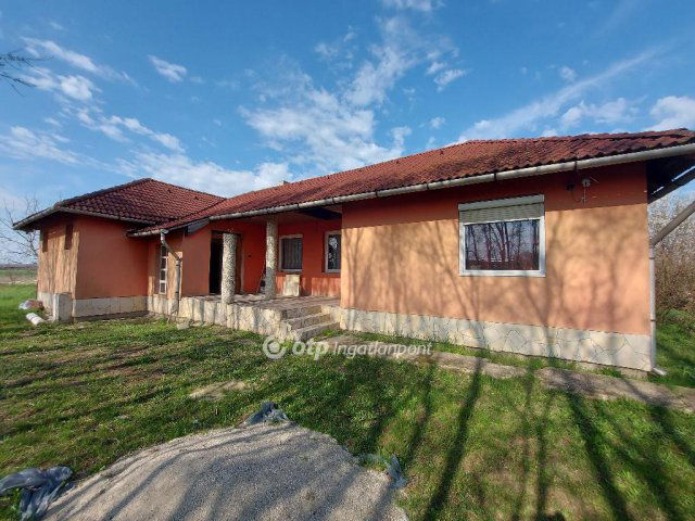 Eladó családi ház, Aszalón 26.2 M Ft, 2+2 szobás