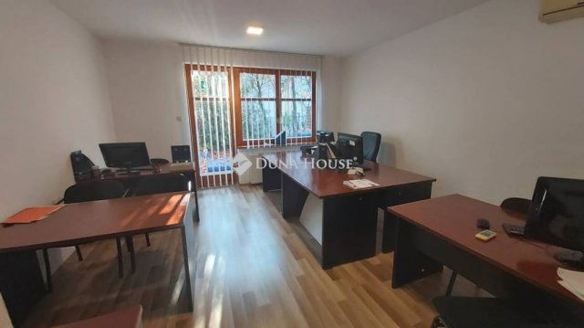 Kiadó iroda, Budakalászon 200 E Ft / hó, 3 szobás