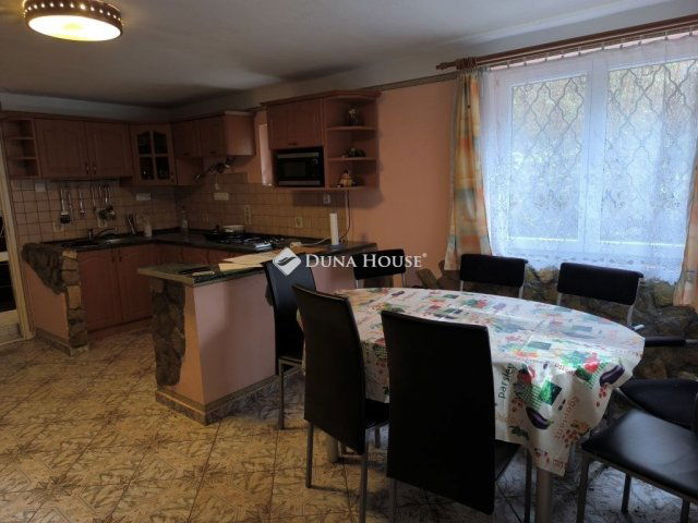 Eladó családi ház, Fóton 47.9 M Ft, 3 szobás