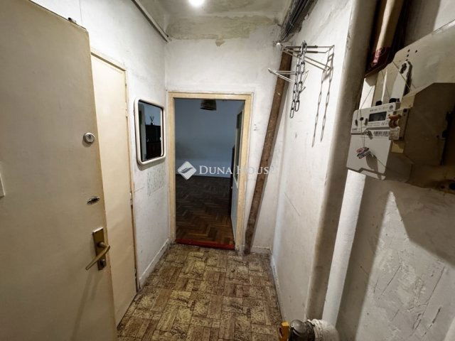 Eladó téglalakás, Budapesten, XXI. kerületben 39.9 M Ft
