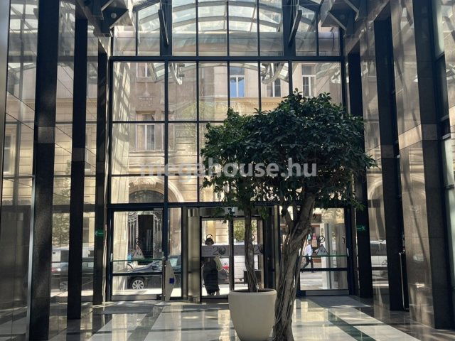Kiadó iroda, Budapesten, V. kerületben 3580 E Ft / hó