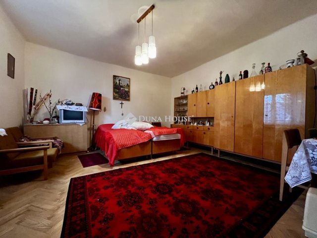 Eladó családi ház, Mecseknádasdon 28 M Ft, 3 szobás