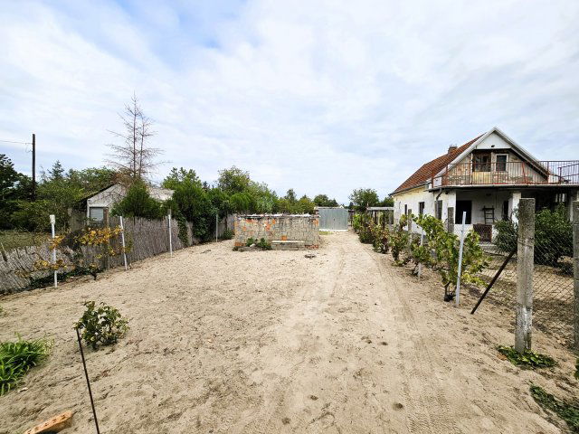 Eladó telek, Szegeden 13 M Ft / költözzbe.hu