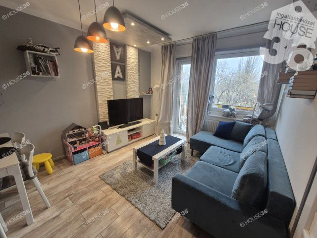 Eladó téglalakás, Kecskeméten 72.9 M Ft, 3 szobás