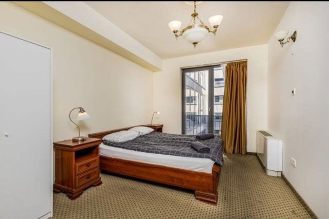 Eladó téglalakás, Budapesten, VI. kerületben 95.9 M Ft, 2 szobás