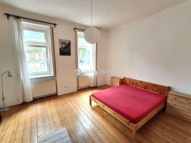Eladó téglalakás, Budapesten, XV. kerületben 72 M Ft, 2 szobás