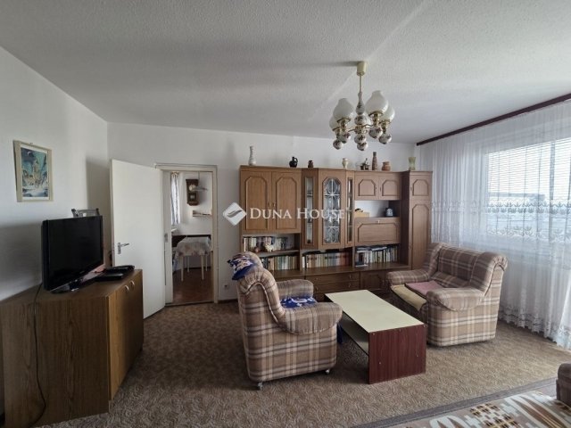 Eladó panellakás, Budapesten, XXI. kerületben 60 M Ft, 2+1 szobás