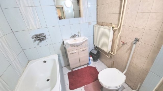 Eladó családi ház, Gárdonyban 37 M Ft, 2 szobás