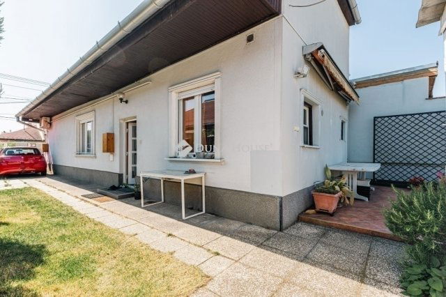 Eladó családi ház, Budapesten, XV. kerületben 109 M Ft, 3 szobás