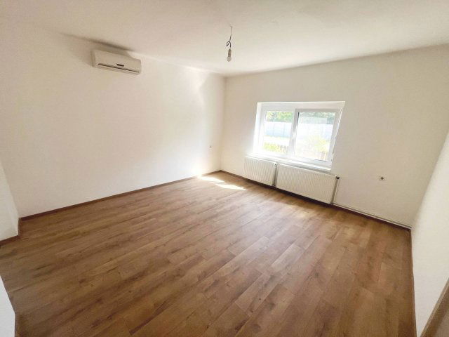 Eladó családi ház, Dömsödön 47.9 M Ft, 2 szobás