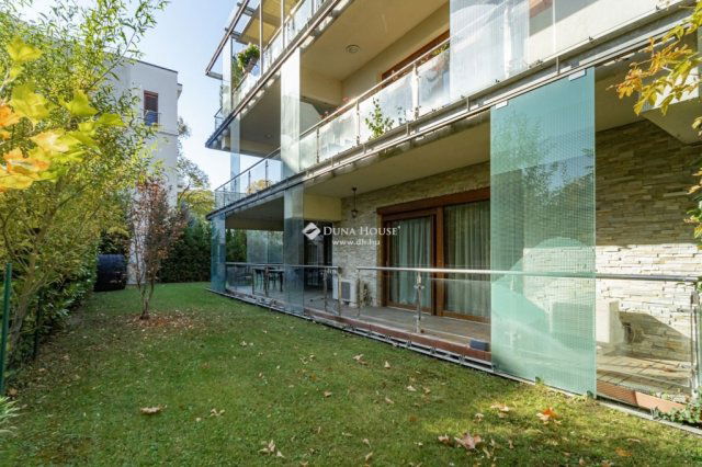 Eladó téglalakás, Budapesten, III. kerületben 310 M Ft, 4 szobás