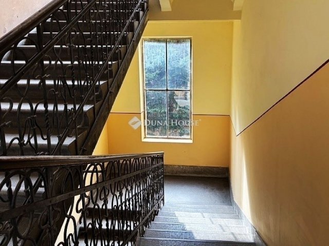 Eladó téglalakás, Budapesten, II. kerületben 126.9 M Ft