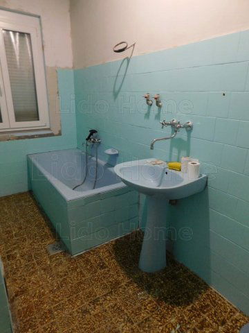 Eladó családi ház, Dombóváron 29.5 M Ft, 3+1 szobás