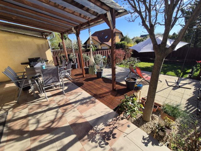 Eladó sorház, Dunaharasztin 139.9 M Ft, 4+1 szobás