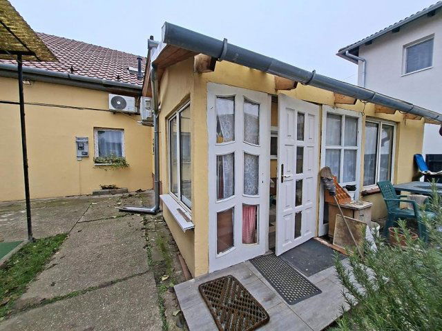 Eladó téglalakás, Budapesten, XVIII. kerületben 62.9 M Ft