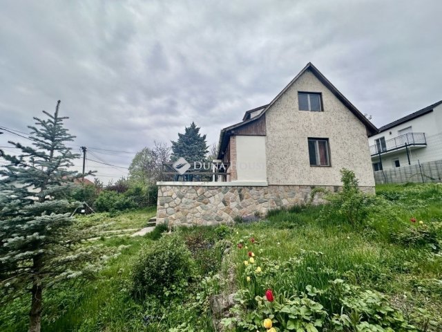 Eladó családi ház, Szentendrén 83.5 M Ft, 2 szobás