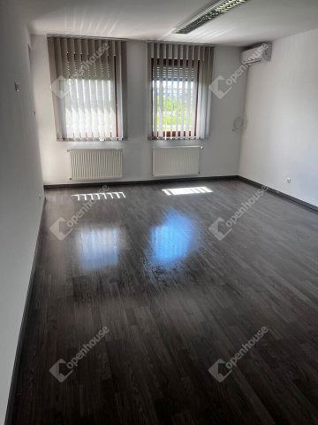 Kiadó iroda, Győrött 270 E Ft / hó, 3 szobás