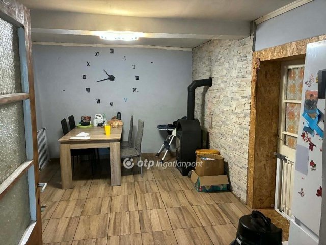 Eladó családi ház, Mezőkovácsházán 4.8 M Ft, 2+1 szobás