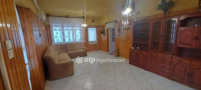 Eladó családi ház, Lakitelken 34.999 M Ft, 3 szobás