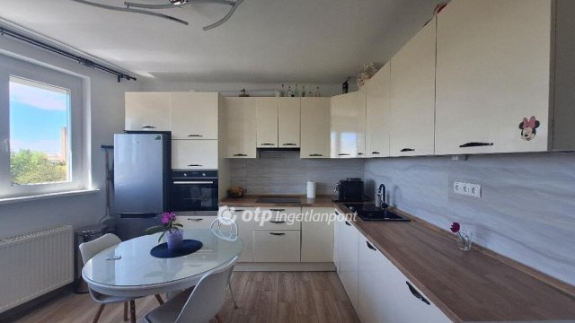 Eladó téglalakás, Budapesten, X. kerületben 61.5 M Ft