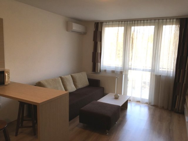 Kiadó téglalakás, albérlet, Pécsett, Árnyas liget, 2 szobás