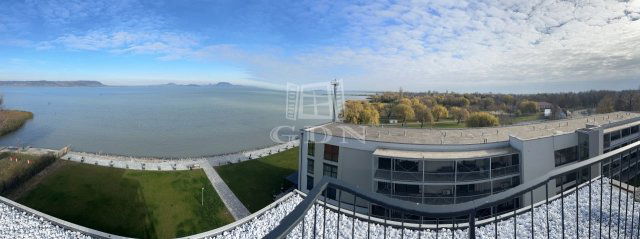 Eladó téglalakás, Balatonmáriafürdőn 55.9 M Ft, 1 szobás