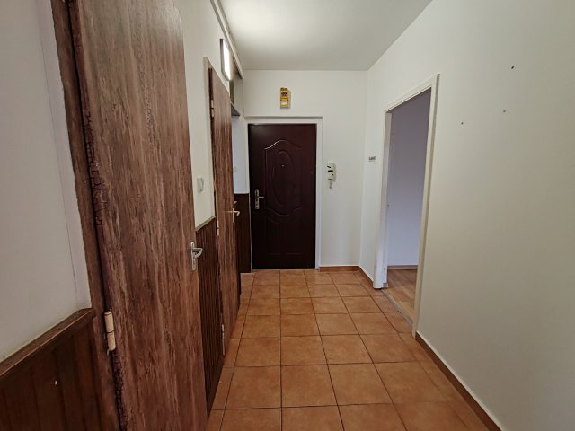 Eladó panellakás, Győrött 49.9 M Ft, 2 szobás