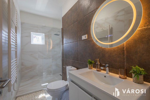 Kiadó téglalakás, albérlet, Szegeden 250 E Ft / hó, 2 szobás