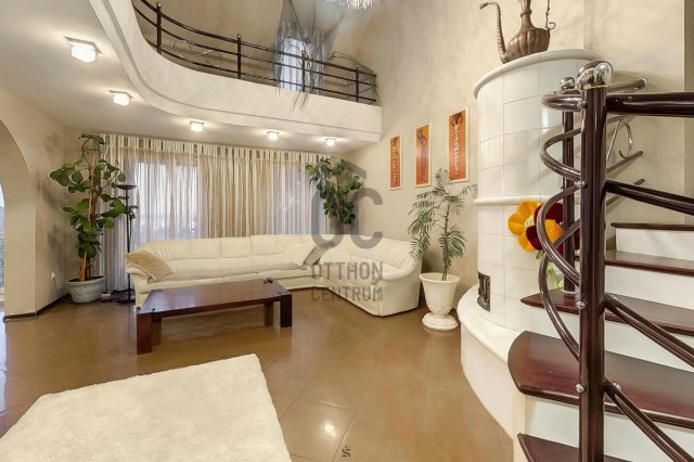 Eladó családi ház, Budapesten, III. kerületben 680 M Ft