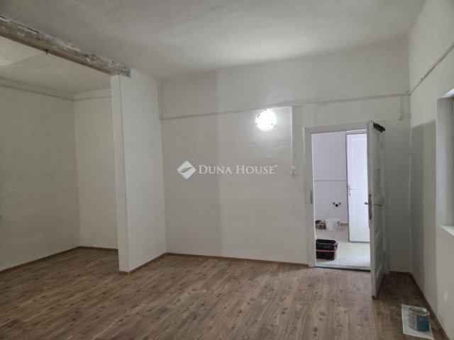 Eladó téglalakás, Szobon 18.9 M Ft, 1 szobás