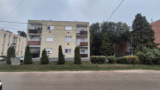 Eladó téglalakás, Répcelakon 34 M Ft, 3 szobás