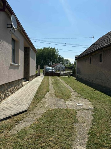 Eladó családi ház, Noszlopon 49.95 M Ft, 4 szobás