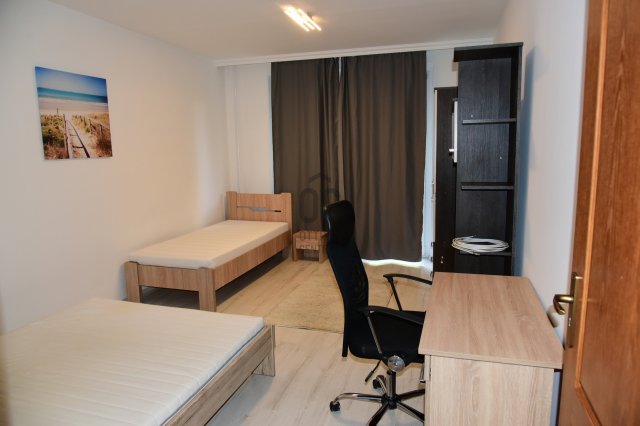 Kiadó panellakás, albérlet, Debrecenben 230 E Ft / hó, 2 szobás