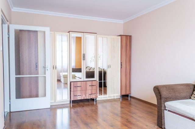 Eladó téglalakás, Debrecenben 47.9 M Ft, 1+1 szobás