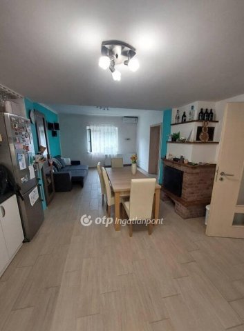 Eladó családi ház, Mohácson 88 M Ft, 3 szobás