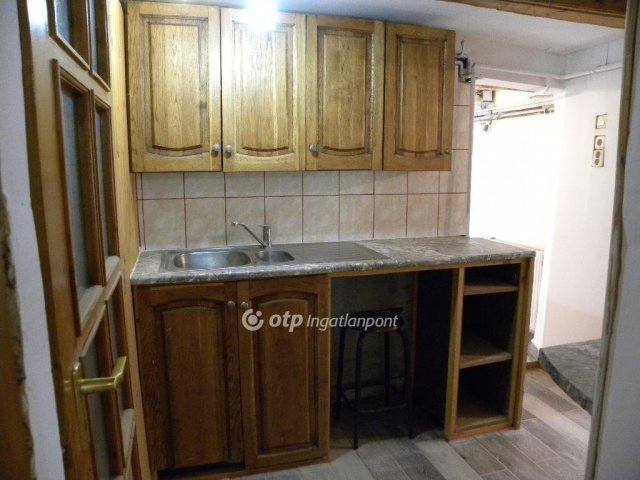 Eladó téglalakás, Budapesten, XVI. kerületben 33.9 M Ft