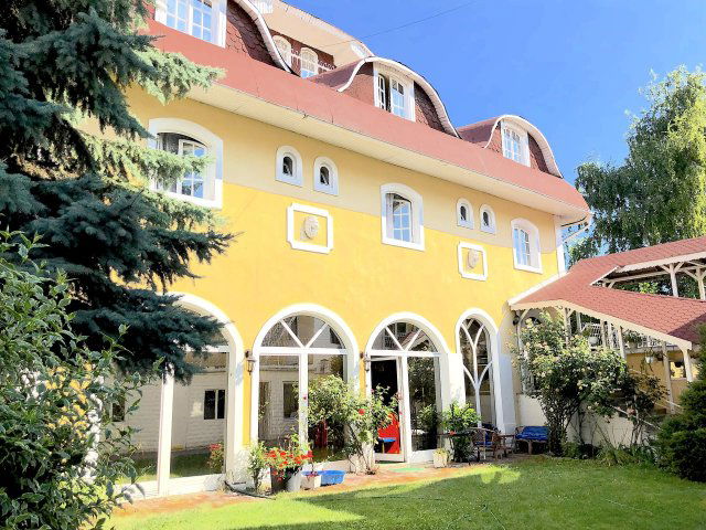 Eladó hotel, Budapesten, XVI. kerületben 520 M Ft, 40 szobás