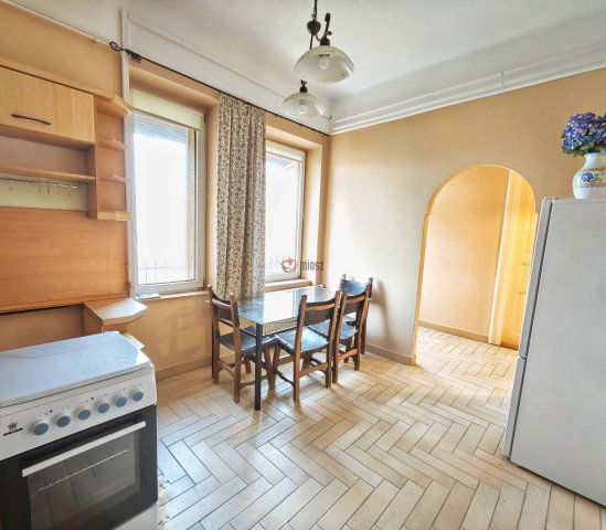 Eladó téglalakás, Szegeden, Vadász utcában 82 M Ft, 3 szobás