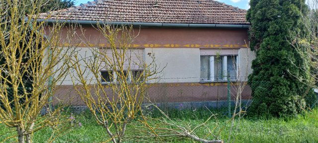 Eladó családi ház, Újszászon 19.9 M Ft, 3+1 szobás